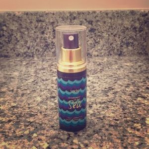 Tarte 4 in 1 setting mist. Unused